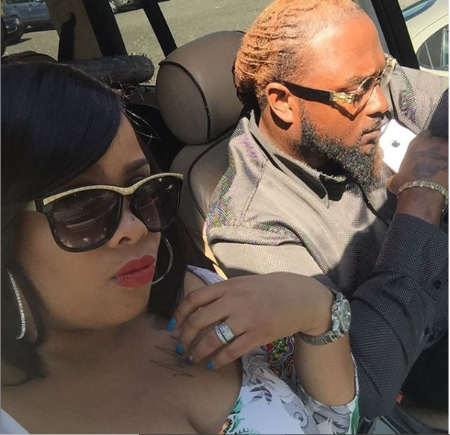 nikkia and husband fasskash in the car 